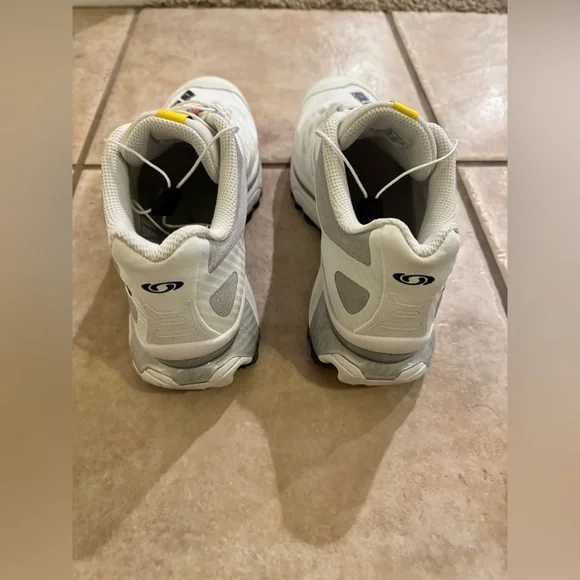 KITH SALOMON XT-4 OG size 7.5 W / 6.5 M LIKE NEW only worn in once 😊 - Picture 4 of 4